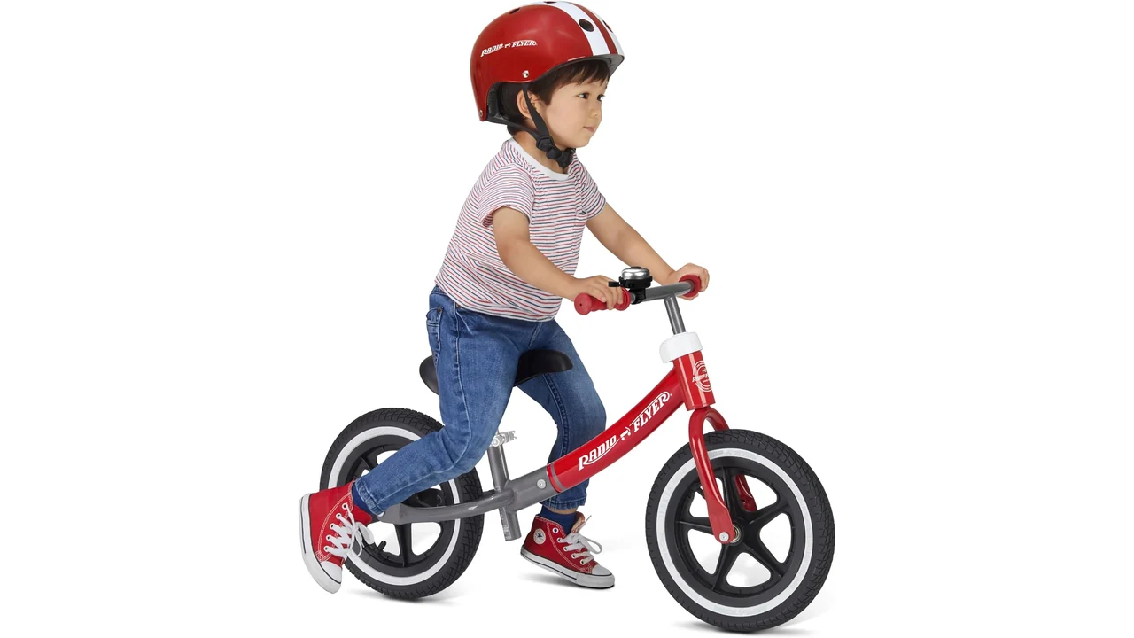 Read more about the article Radio Flyer Air Ride Balance Bike – Honest Review